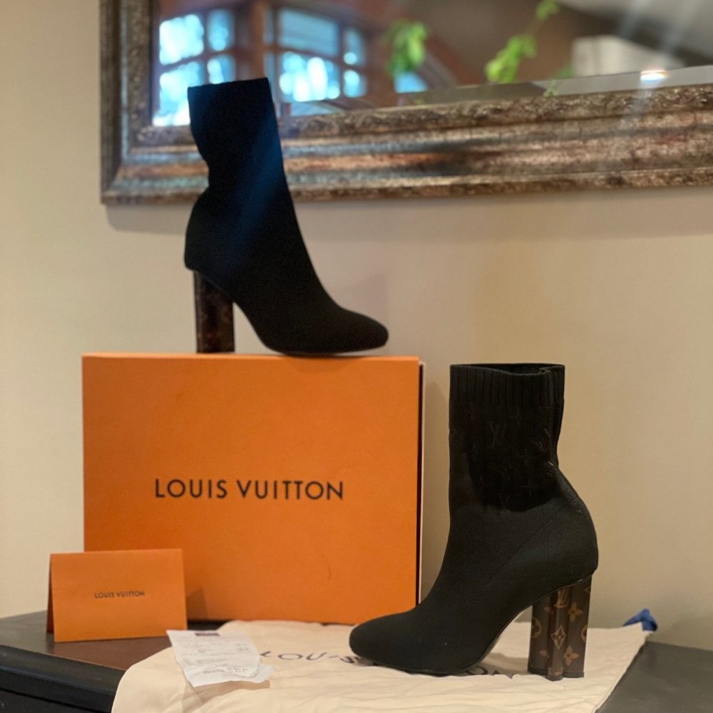 Louis Vuitton Silhouette Ankle Boot - Size 39
